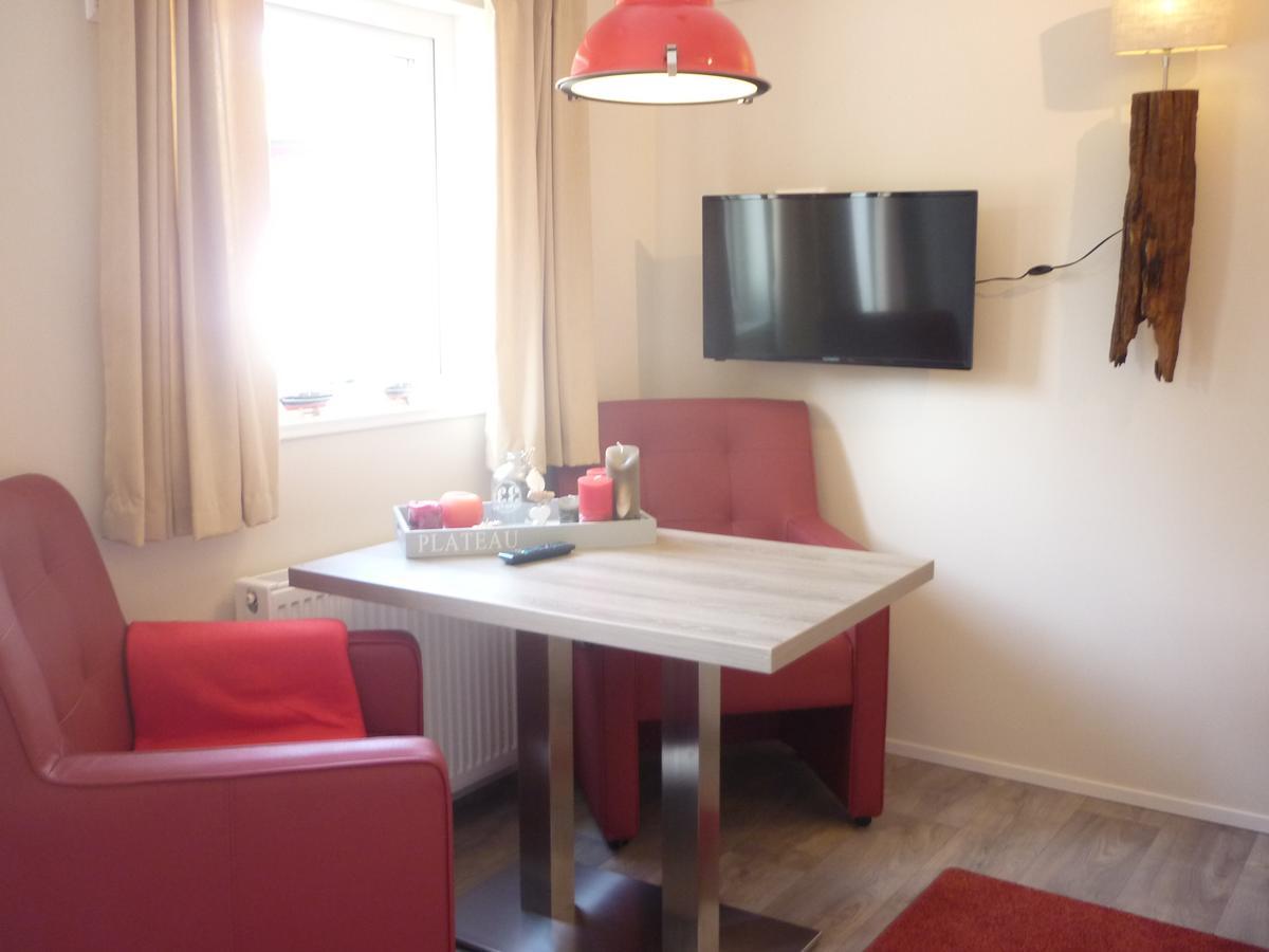 Zu Jeddelohs Bungalows & Apartments -Adult Friendly Gladenbach Exterior foto